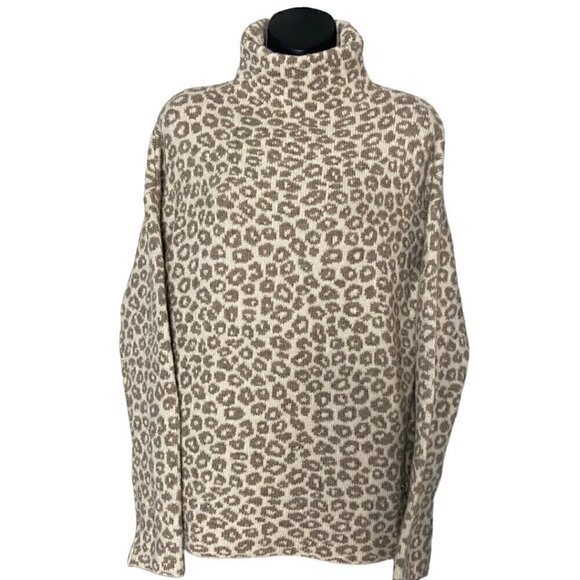 Leopard Print Turtleneck Sweater - Picture 3 of 7